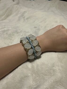 Vintage blue and white beaded bracelet